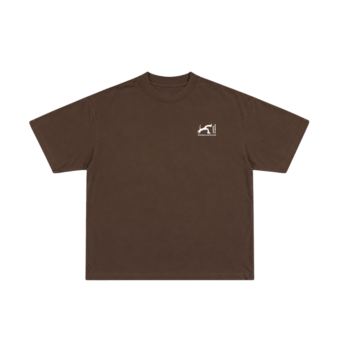 Camiseta Oversice "MOVE DIFFERENT" Marrón Arena.